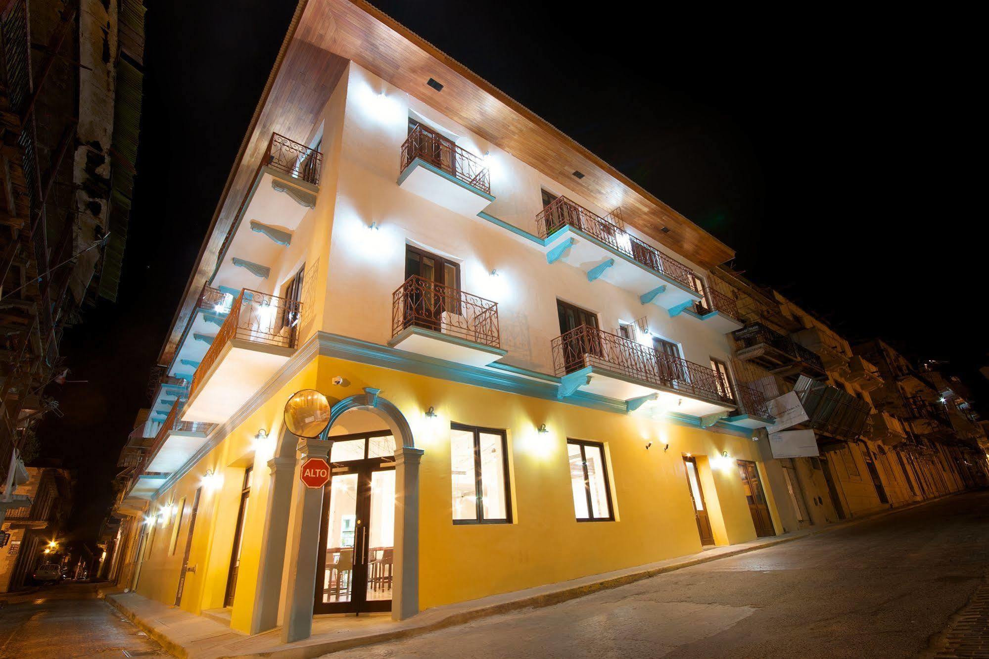Tantalo Hotel - Kitchen - Roofbar Panama City Luaran gambar